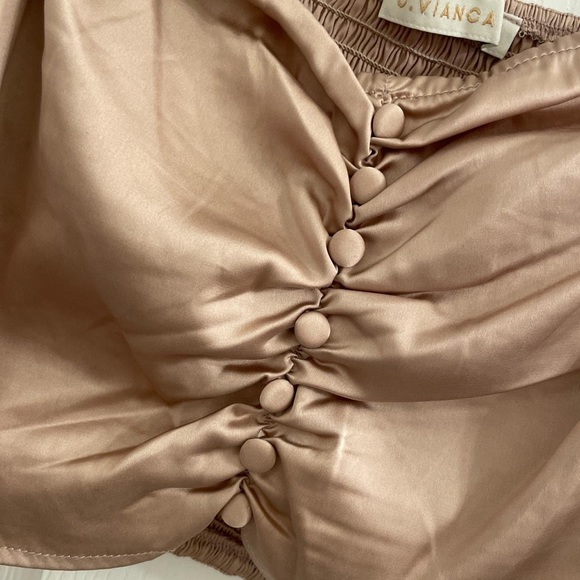 Satin Long Sleeve Ruched Top - Picture 4 of 4